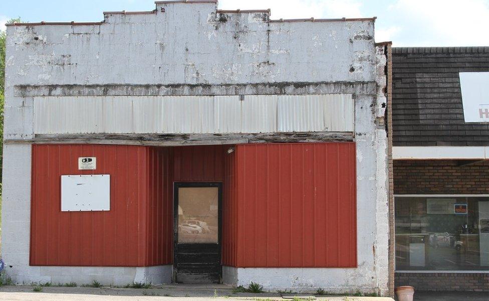 Empty store in Jamestown