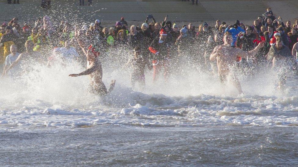 Redcar Boxing Day dip participants 2016