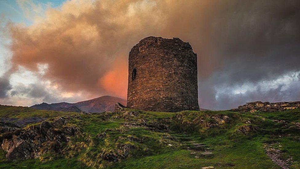 Castell Dolbadarn