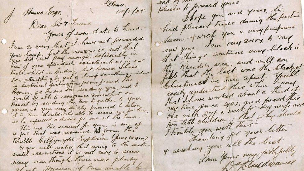 The letter that accompanied the lamp