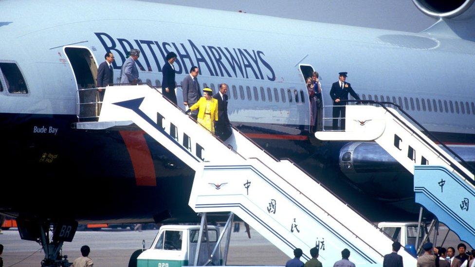 Queen Elizabeth II makes an official state visit to China, Arriving in Shanghai, Prince Philip, Duke of Edinburgh, 12 October 1986