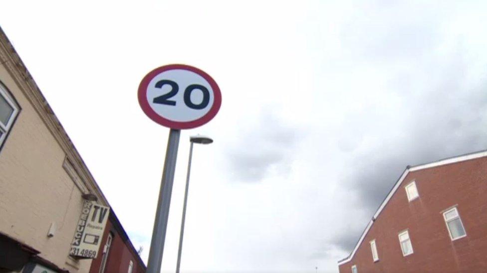 20mph sign