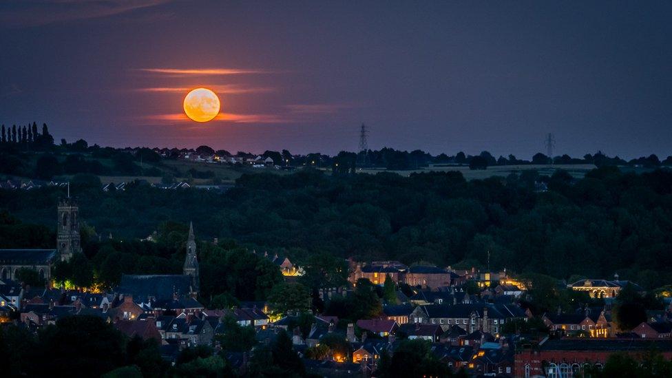 Belper strawberry supermoon