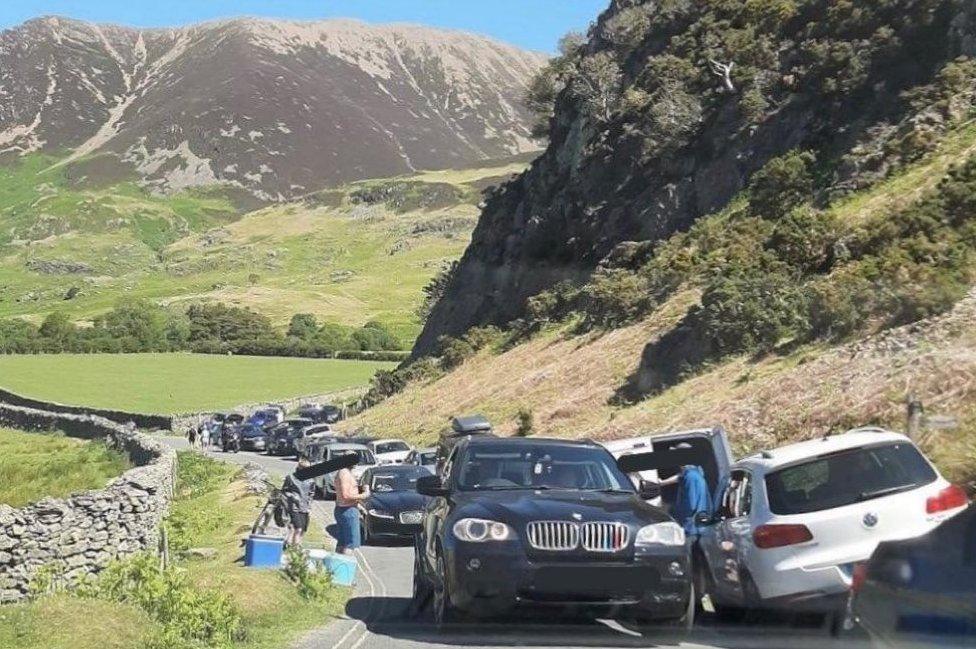 Congestion on Lake District road