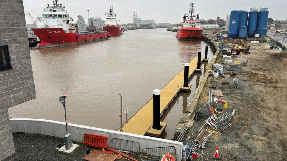 Third River Crossing image showing a bulge in the sea wall where the bomb exploded about 50m from the Herring Bridge