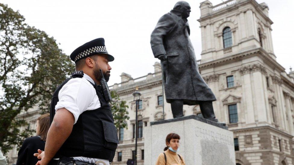 Sir Winston Churchill statue