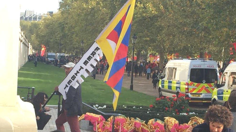 Free Tibet flag