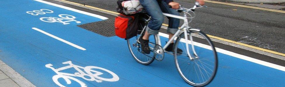 Cyclist on CS3