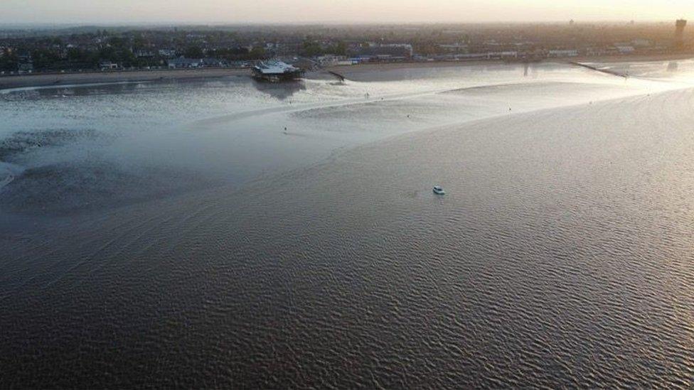 Image of stranded car