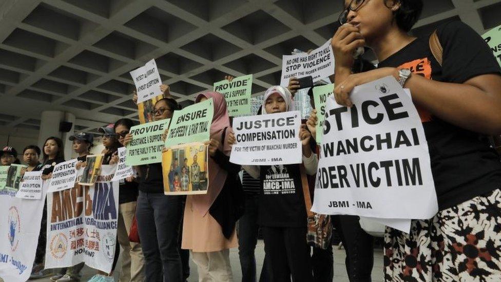 Protest outside High Court in Hong Kong (24 Oct 2016)