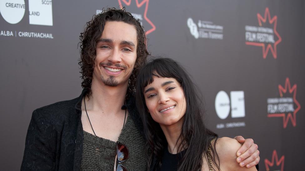 Robert Sheehan and Sofia Boutella