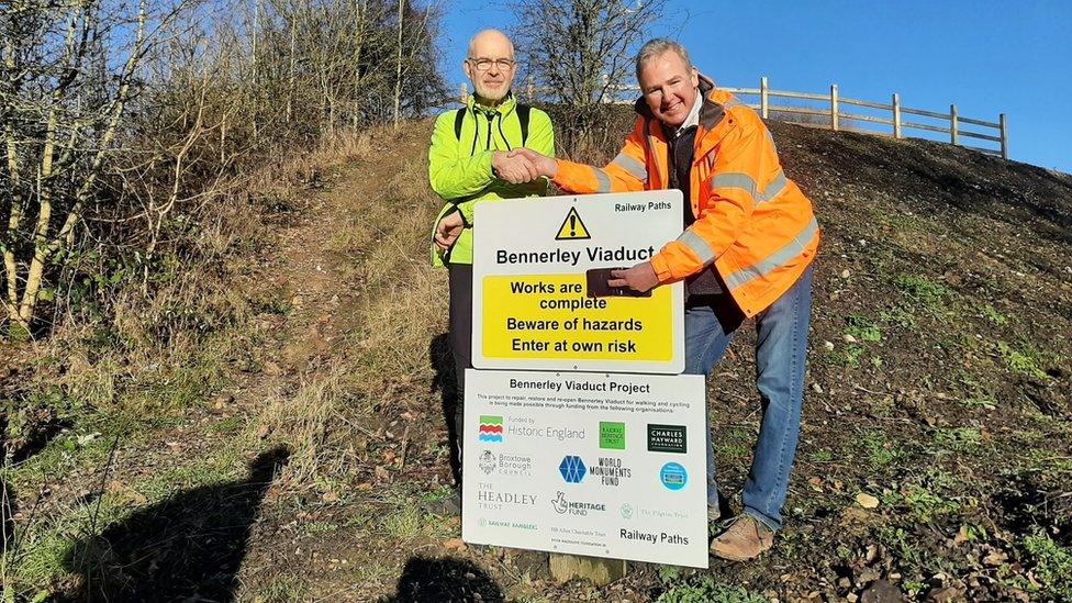 Andy Savage, Executive Director of the Railway Heritage Trust (l) & Railway Paths' David Pemberton