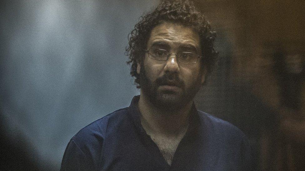 Egyptian activist Alaa Abdel Fattah in court on 23 May 2015