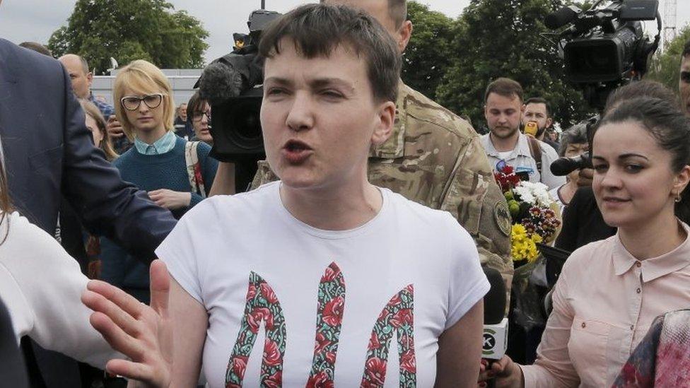 Nadiya Savchenko (centre) talks to crowd at Kiev's Boryspil airport. Photo: 25 May 2016