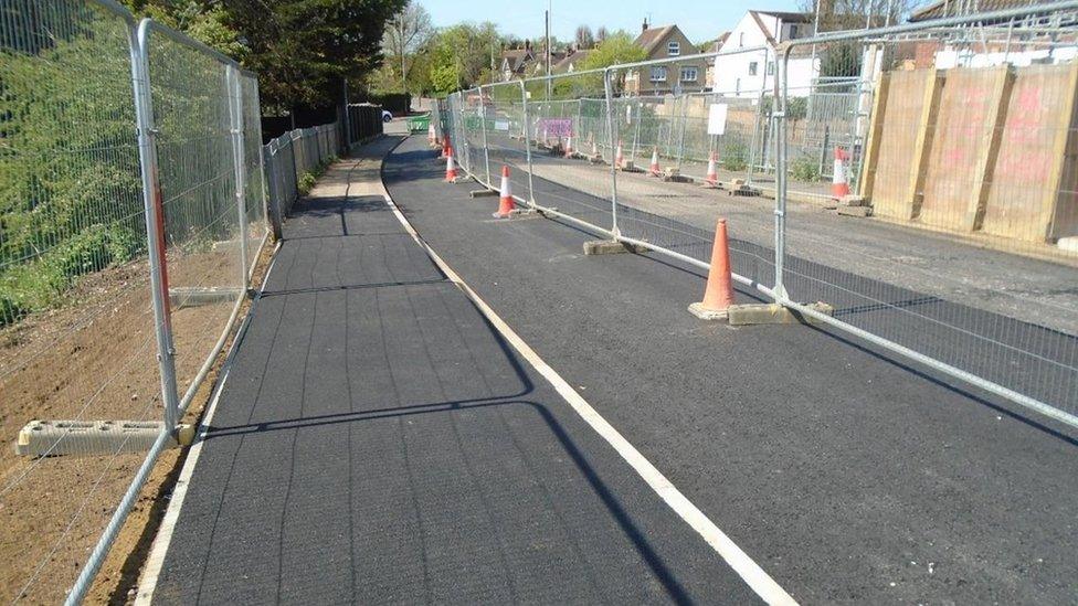 Bromham Road Bridge