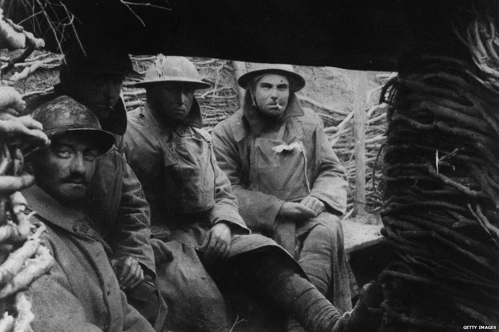 French and British troops in a trench on the Western Front during WW1