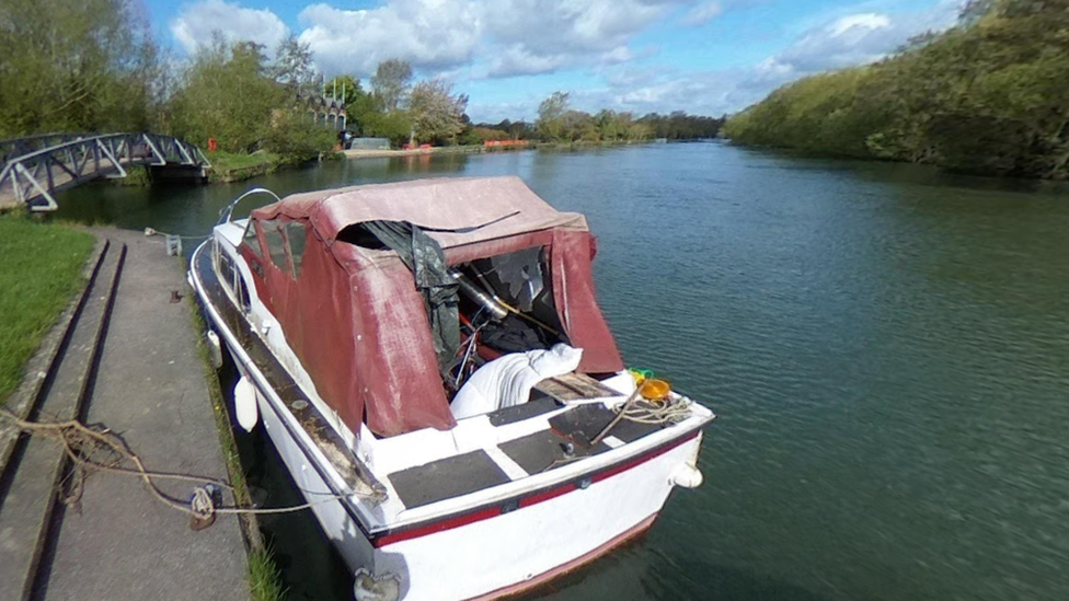 River Thames at Longbridges Nature Park