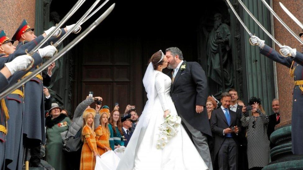 Grand Duke George Mikhailovich Romanov and Victoria Romanovna Bettarini kiss