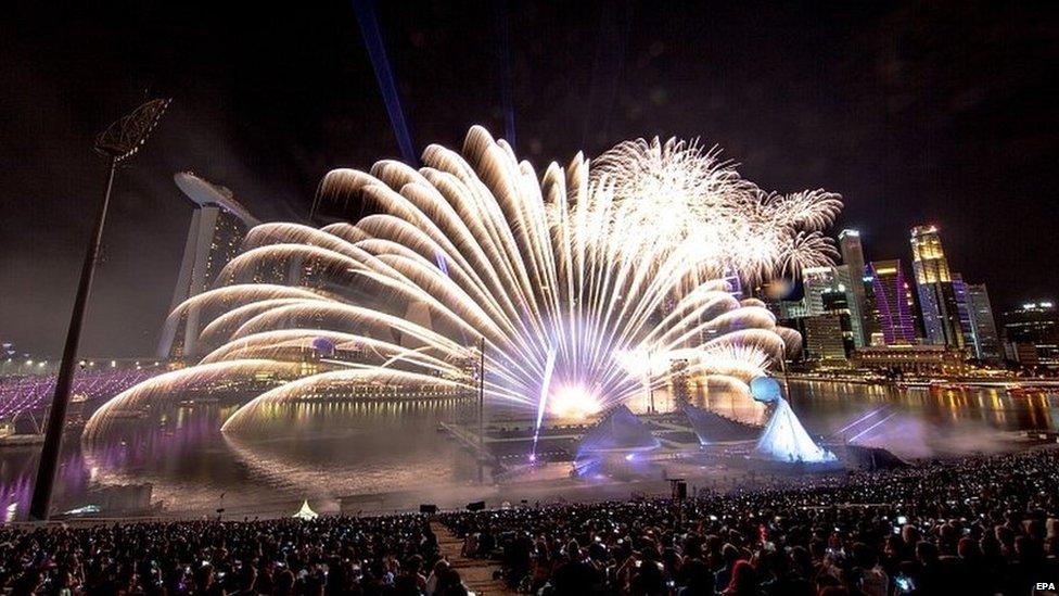 New Year's fireworks in Singapore harbour