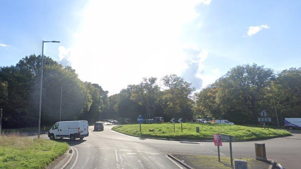 Roundabout on the B1393 in Epping