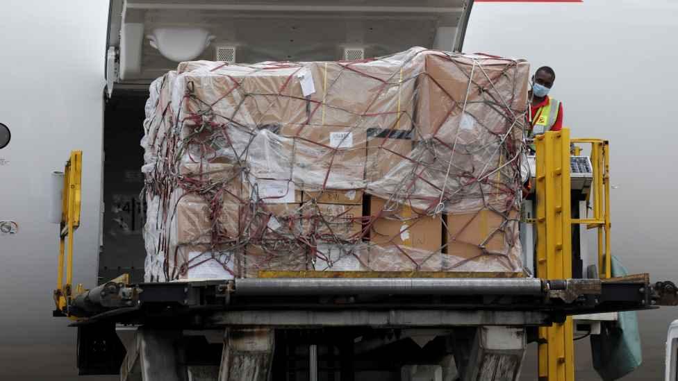 Medical supplies being loaded on to a plane