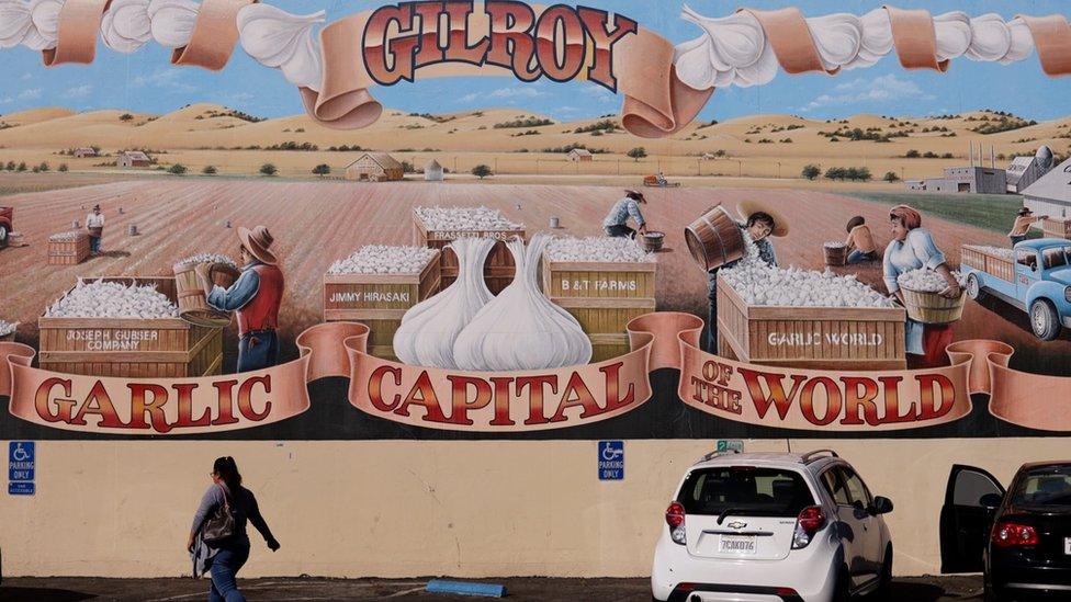 A mural in Gilroy, California