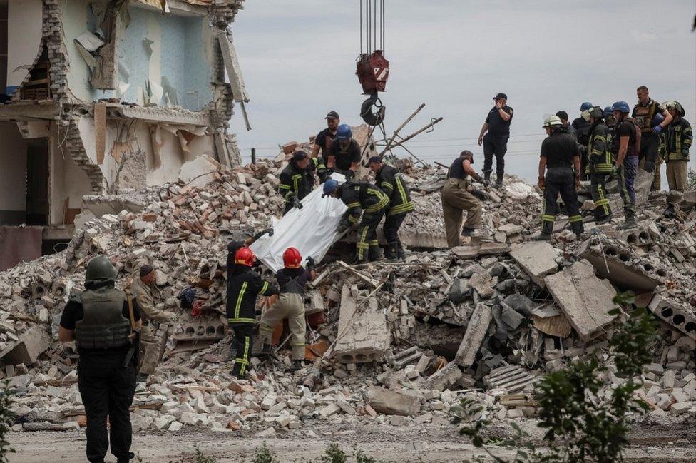 The devastated apartment block in Chasiv Yar, eastern Ukraine, 10 Jul 22