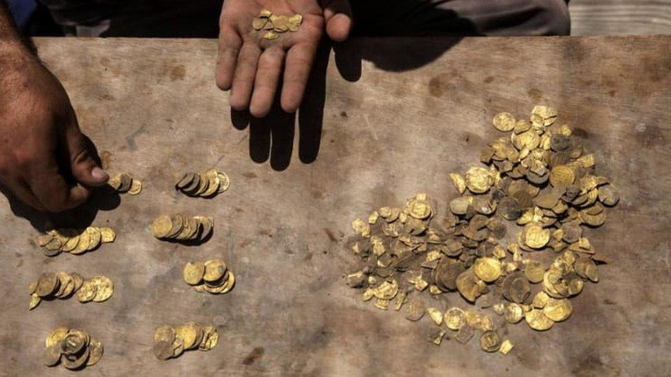 gold-coins-found-in-Israel