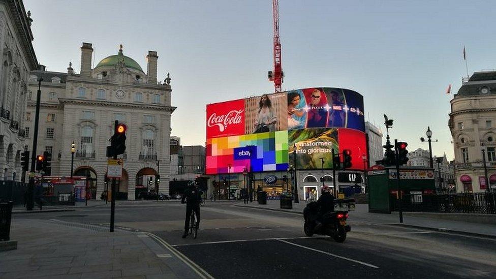 Piccadilly Circus