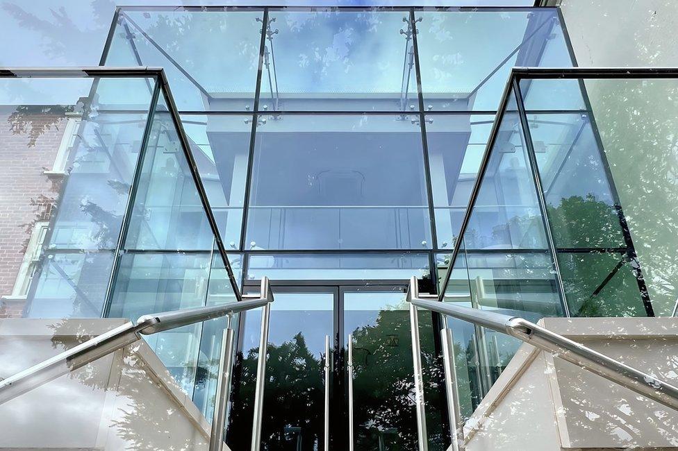 Glass extension to building next door to 78 Derngate