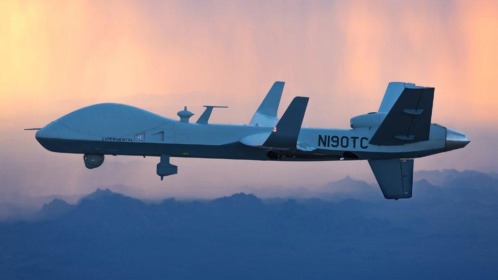 Awyren ddi-beilot MQ-9B