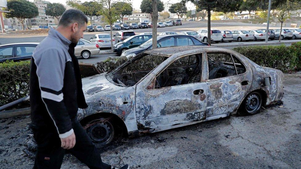 Burned-out car in central Beirut on 17 December 2019