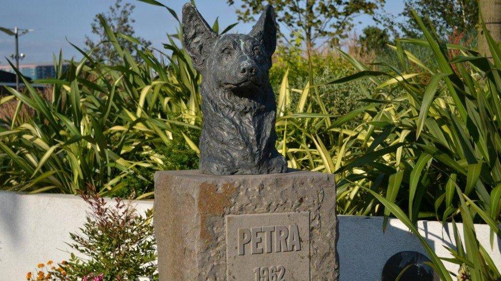 Blue Peter statue of Petra