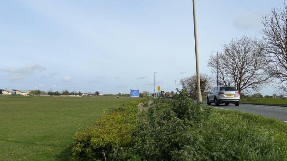 Land near Lincolnshire Showground