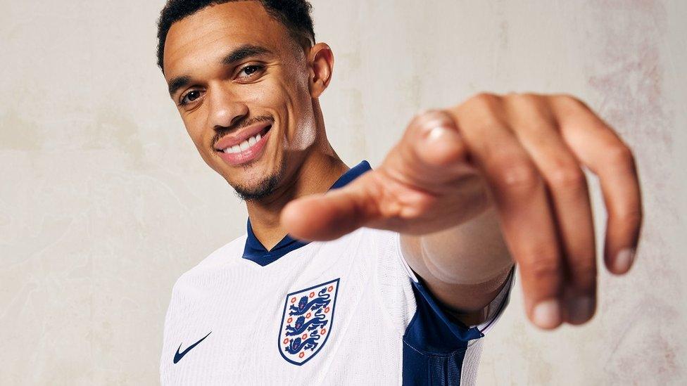 Trent Alexander-Arnold wearing the new England shirt