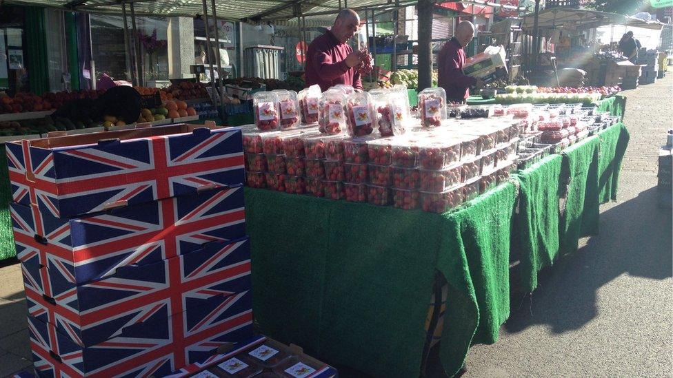 Strawberry sellers in Hinckley