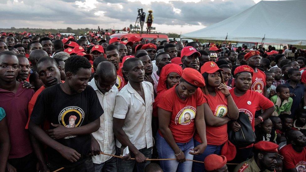 UTM supporters at a rally