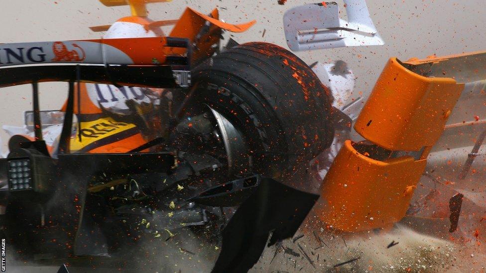 Renault crash