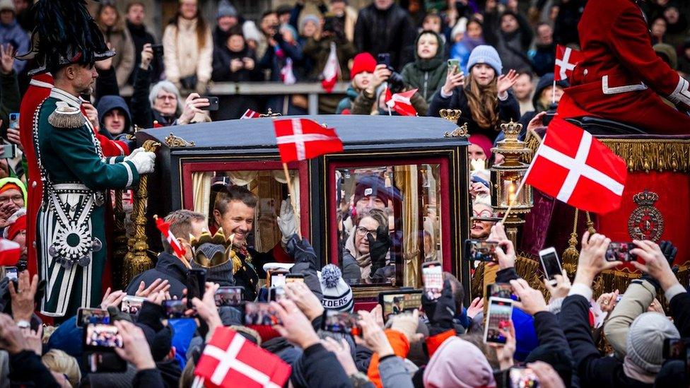 Danes cheering King Frederik in his carriage after his ascension to the throne