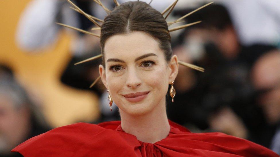 Actress Anne Hathaway arrives at the Metropolitan Museum of Art Costume Institute Gala (Met Gala) to celebrate the opening of â€œHeavenly Bodies: Fashion and the Catholic Imaginationâ€ in the Manhattan borough of New York, U.S., May 7, 2018