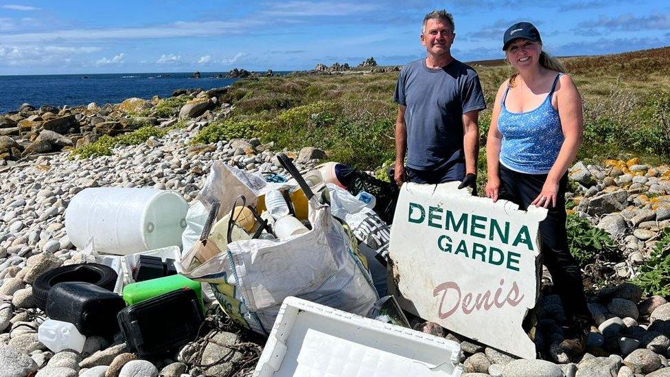 Clean Ocean Sailing volunteers