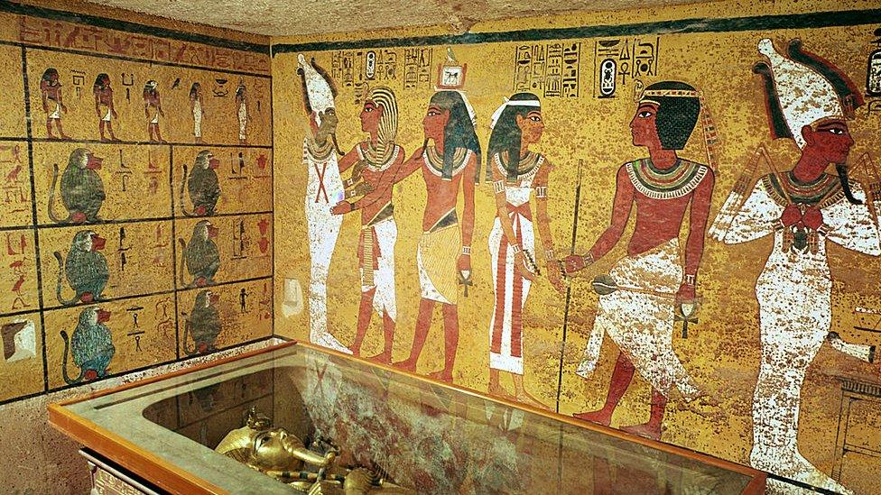 The burial chamber in the Tomb of Tutankhamun