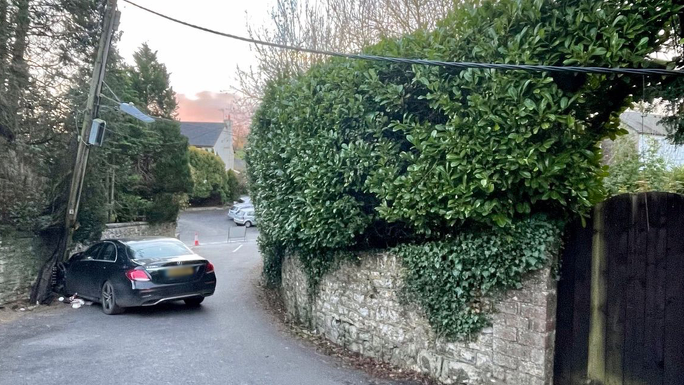 Car crashed into lamppost