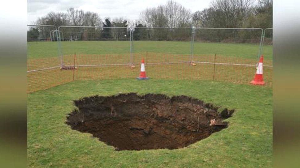 Sinkhole in Sappers Field, Wooburn