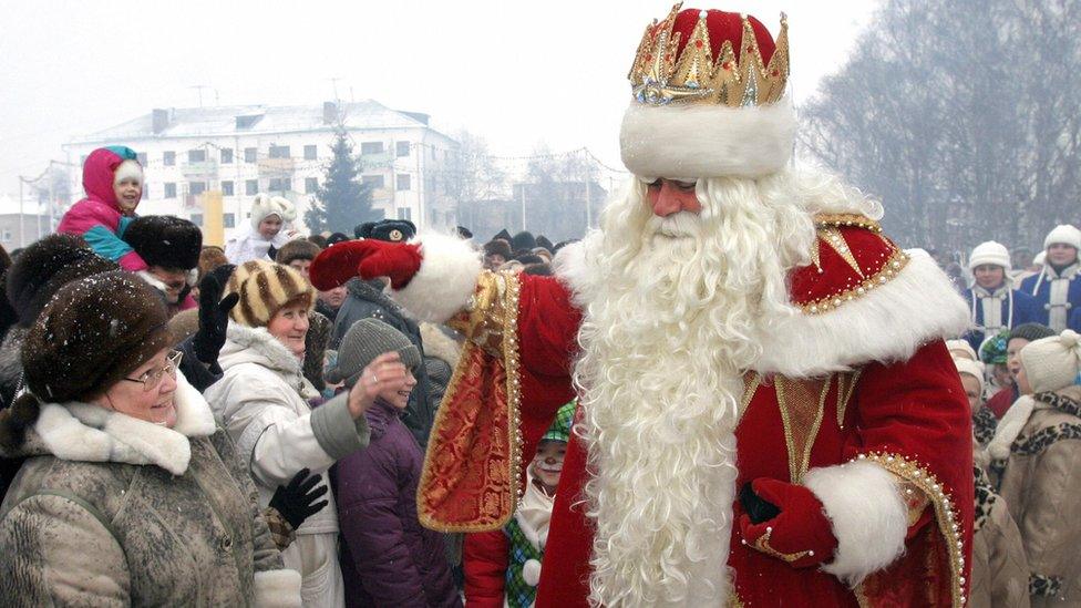 Grandfather Frost in Veliky Ustyug, 2003 file pic