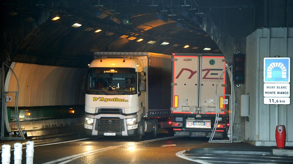 Mont Blanc Tunnel, 12 Jan 17