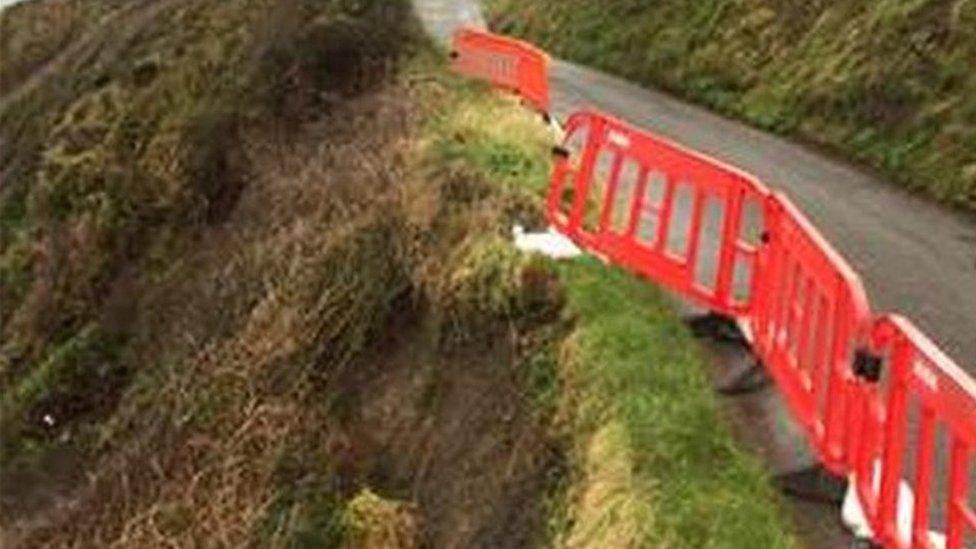 The landslip on the cliff between Broad Haven and Little Haven