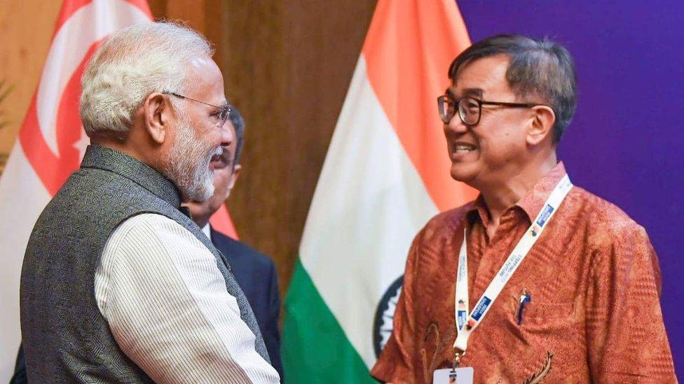 World Toilet Day founder Jack Sim (r) meets Indian Prime Minister Narendra Modi