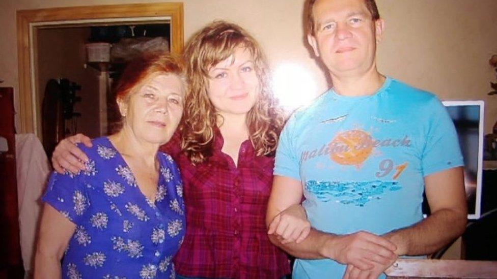 Nataly Stevens with her mother and brother