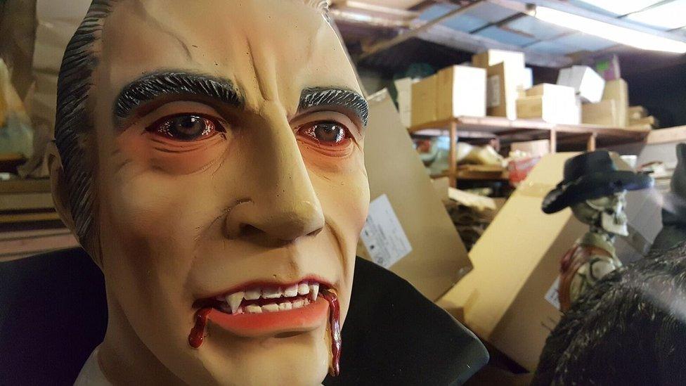 Alba Shed Dracula model